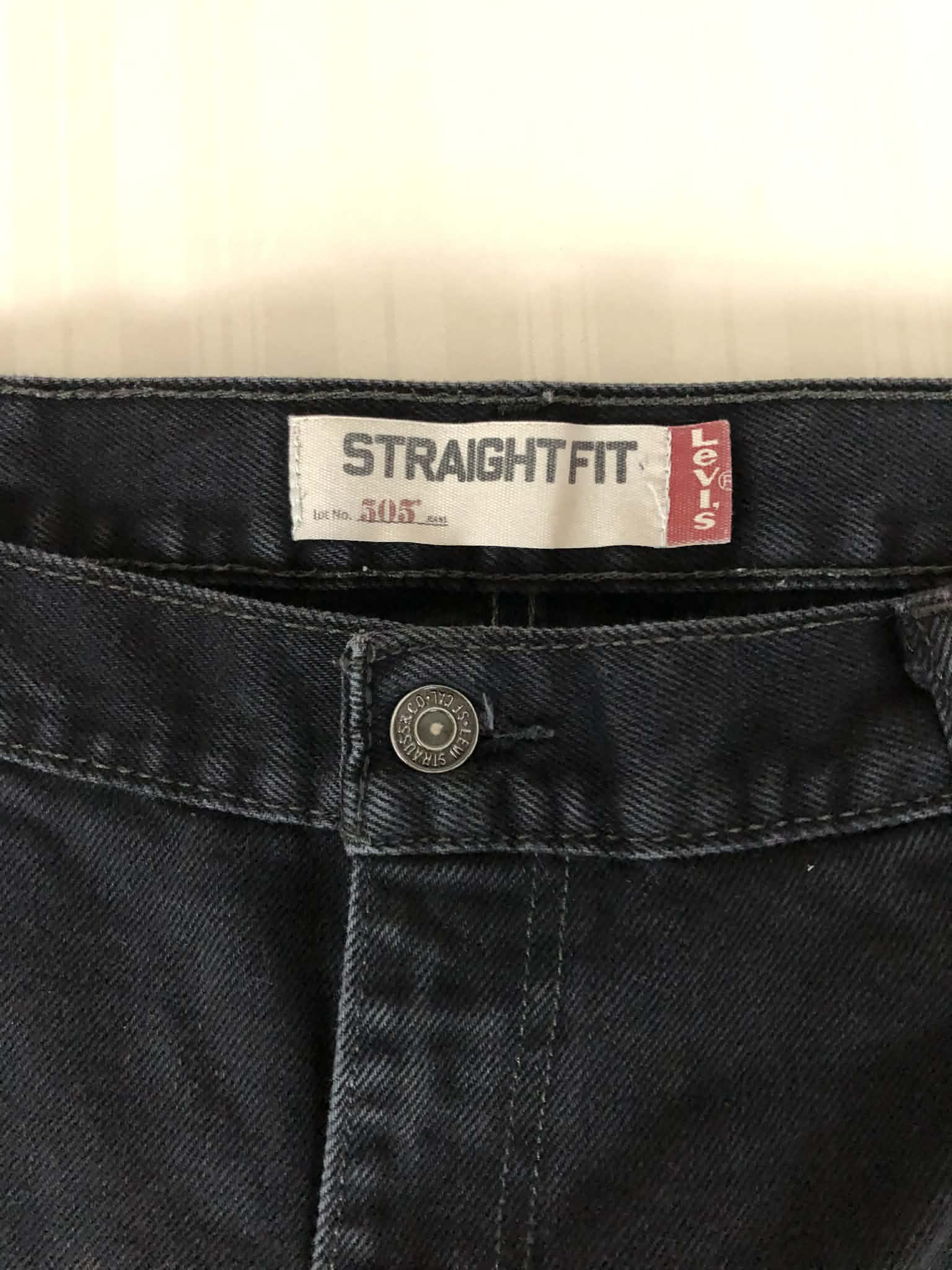Blugi Levis 505 W38  Straight Fit