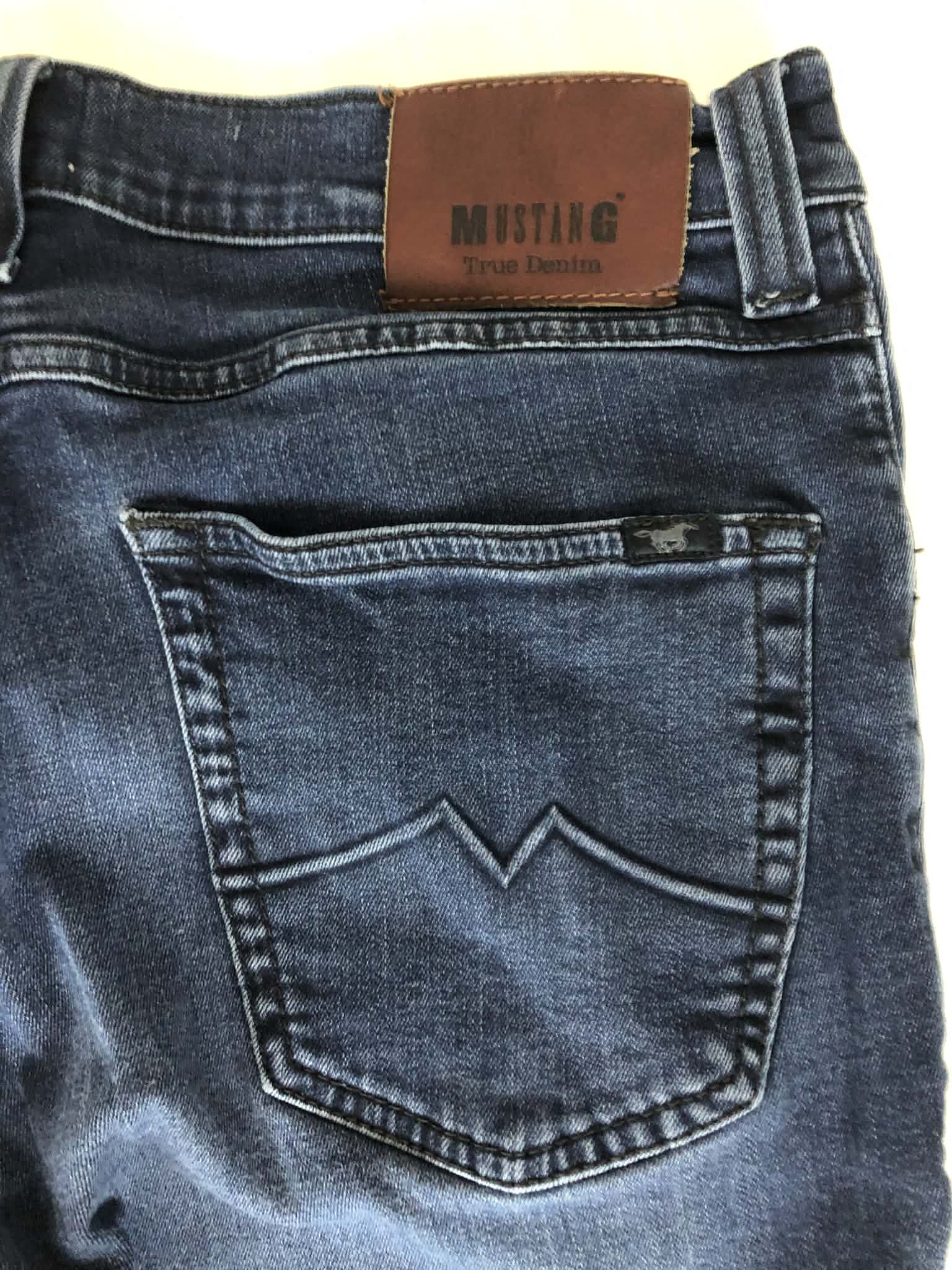 Blugi Mustang W33  Tapered Fit