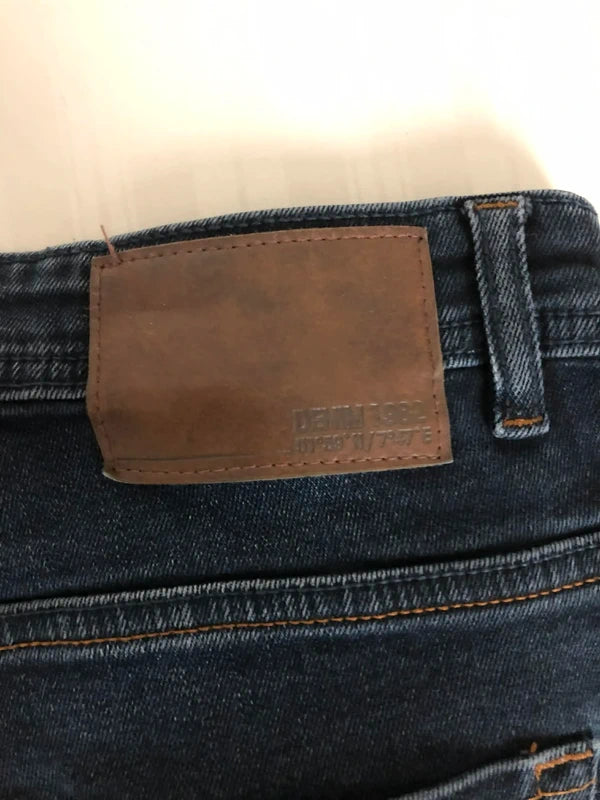 Blugi W32 / L 32 straight fit