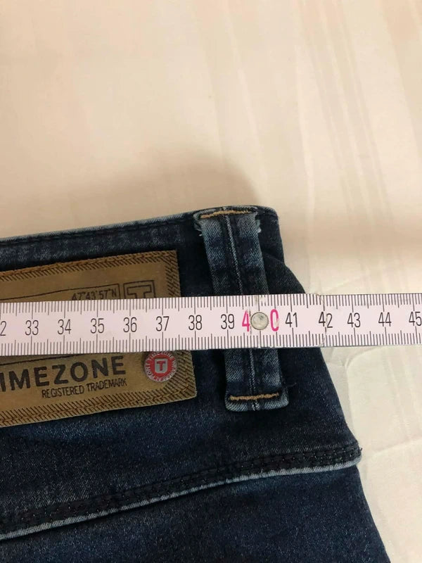 Blugi W32 Straight Fit Timezone