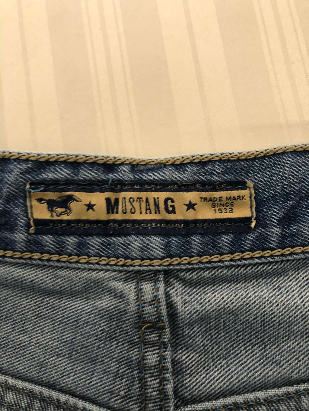 Blugi Mustang W36 Straight- baggy fit