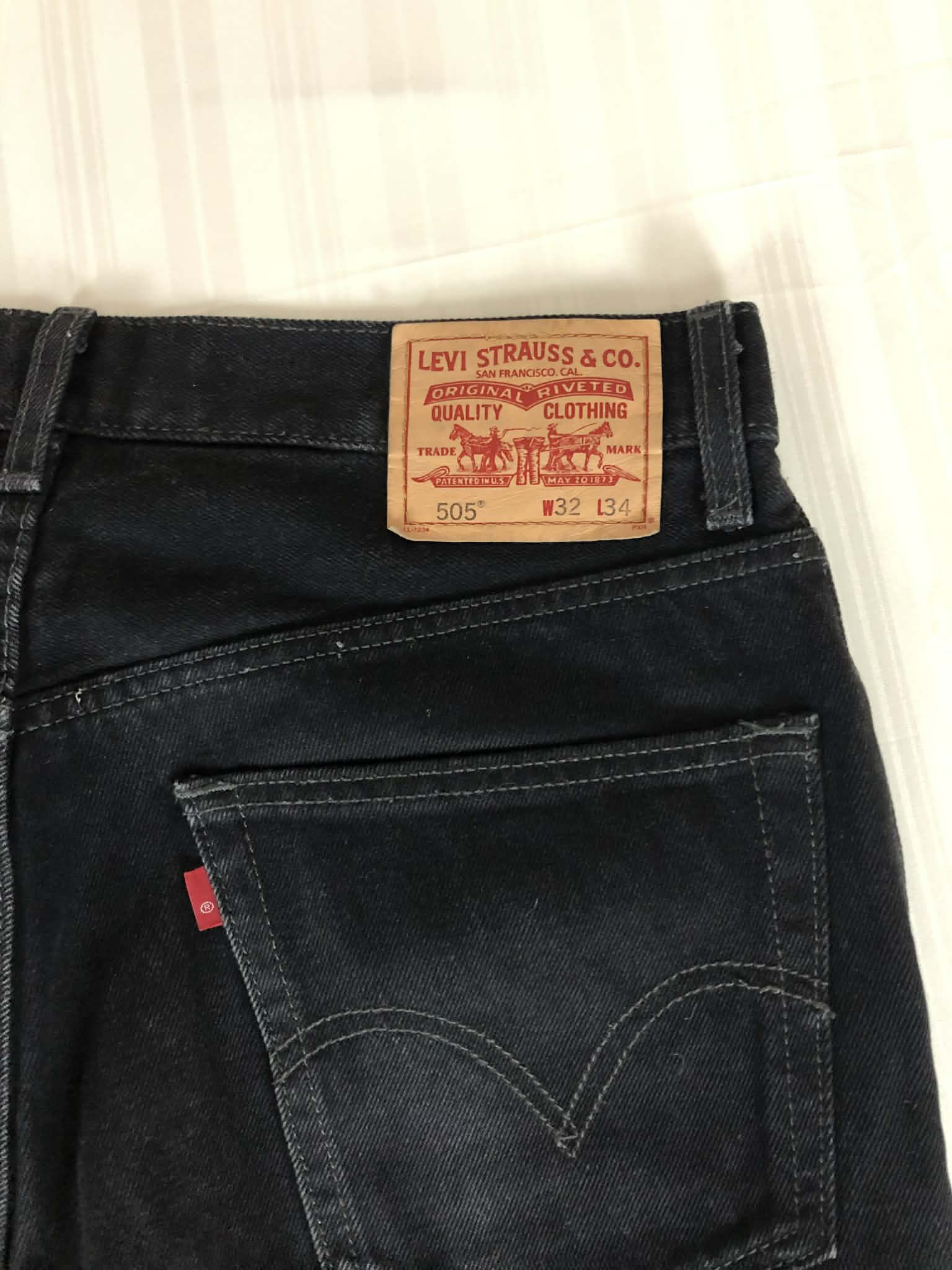 Blugi Levis 505 W32  Straight-baggy fit