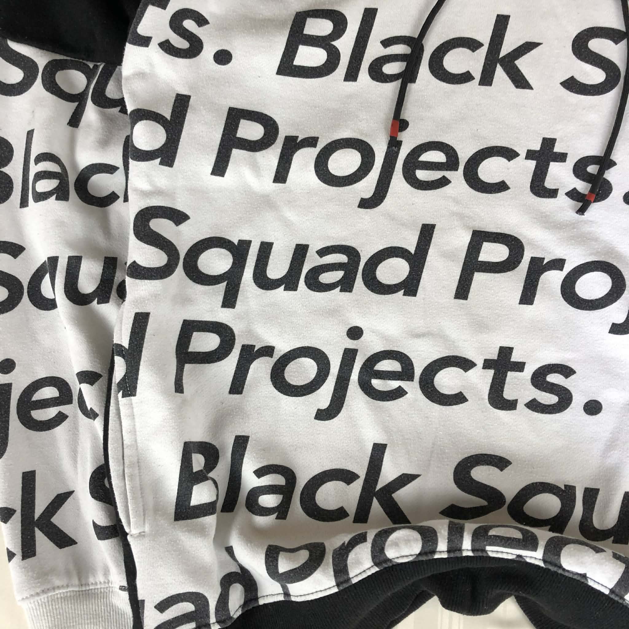 Hanorac B Black Squad Projects - Bicolor Negru/Alb Streetwear