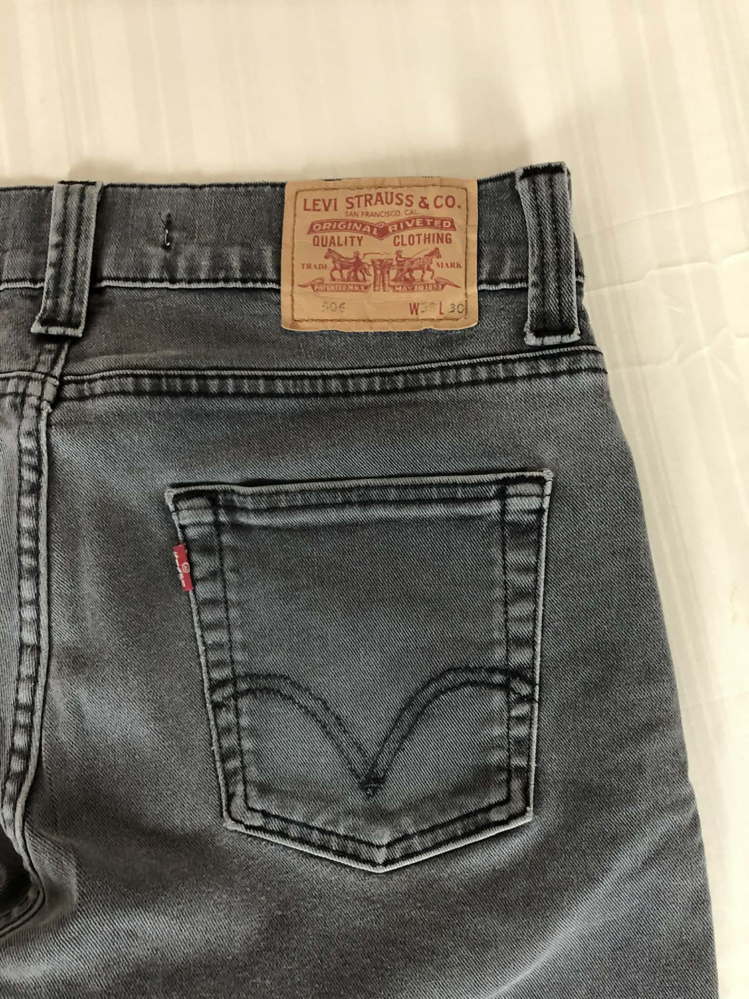 Blugi Levis 506 W32  Straight Fit