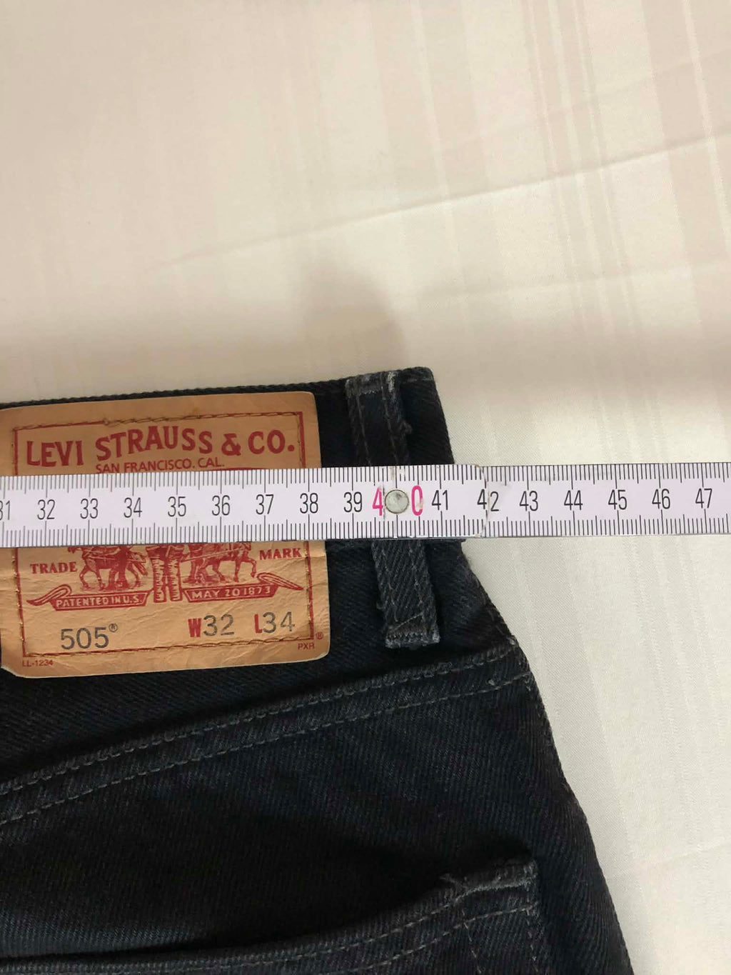Blugi Levis 505 W32  Straight-baggy fit