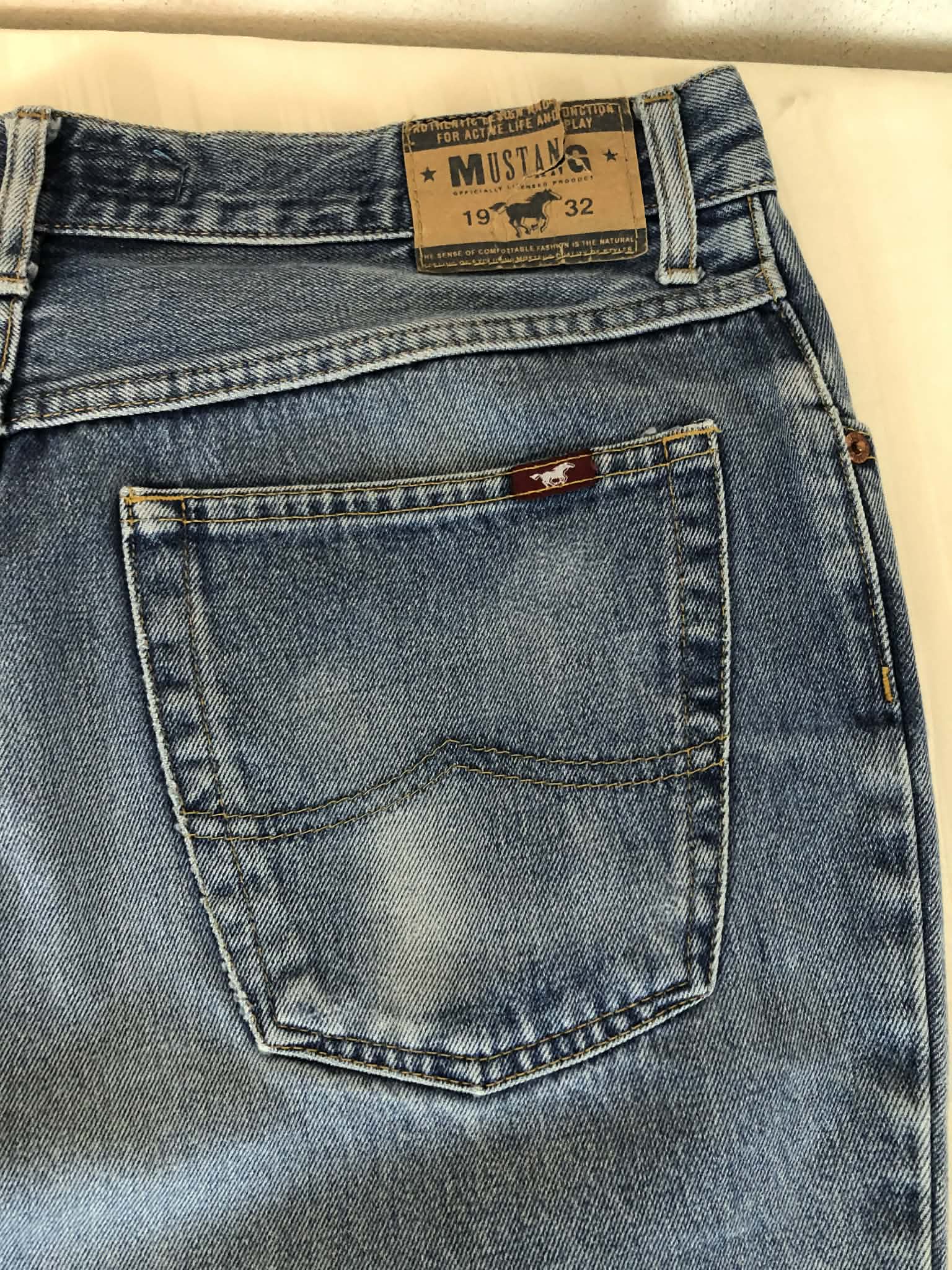 Blugi Mustang W36 Straight- baggy fit