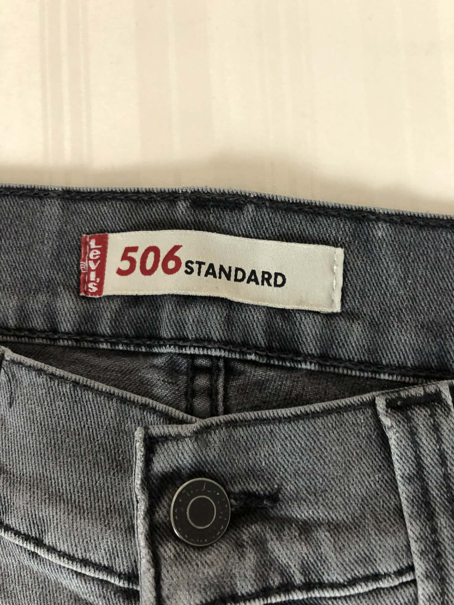 Blugi Levis 506 W32  Straight Fit