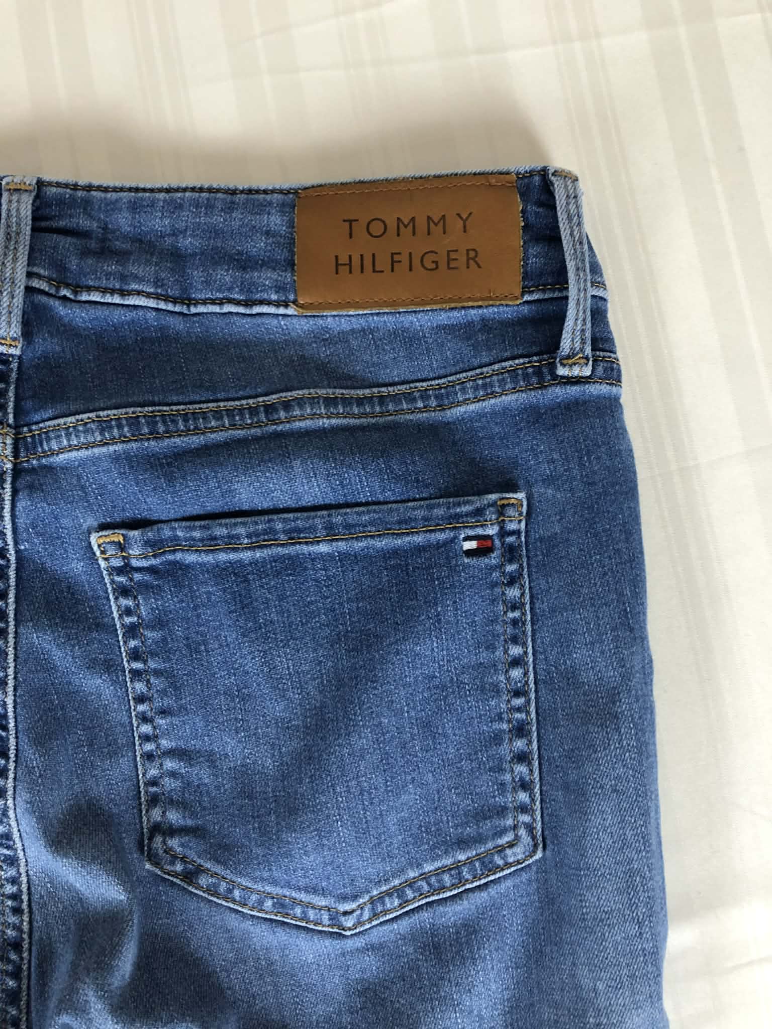Blugi Tommy Hilfiger S-M Skinny fit